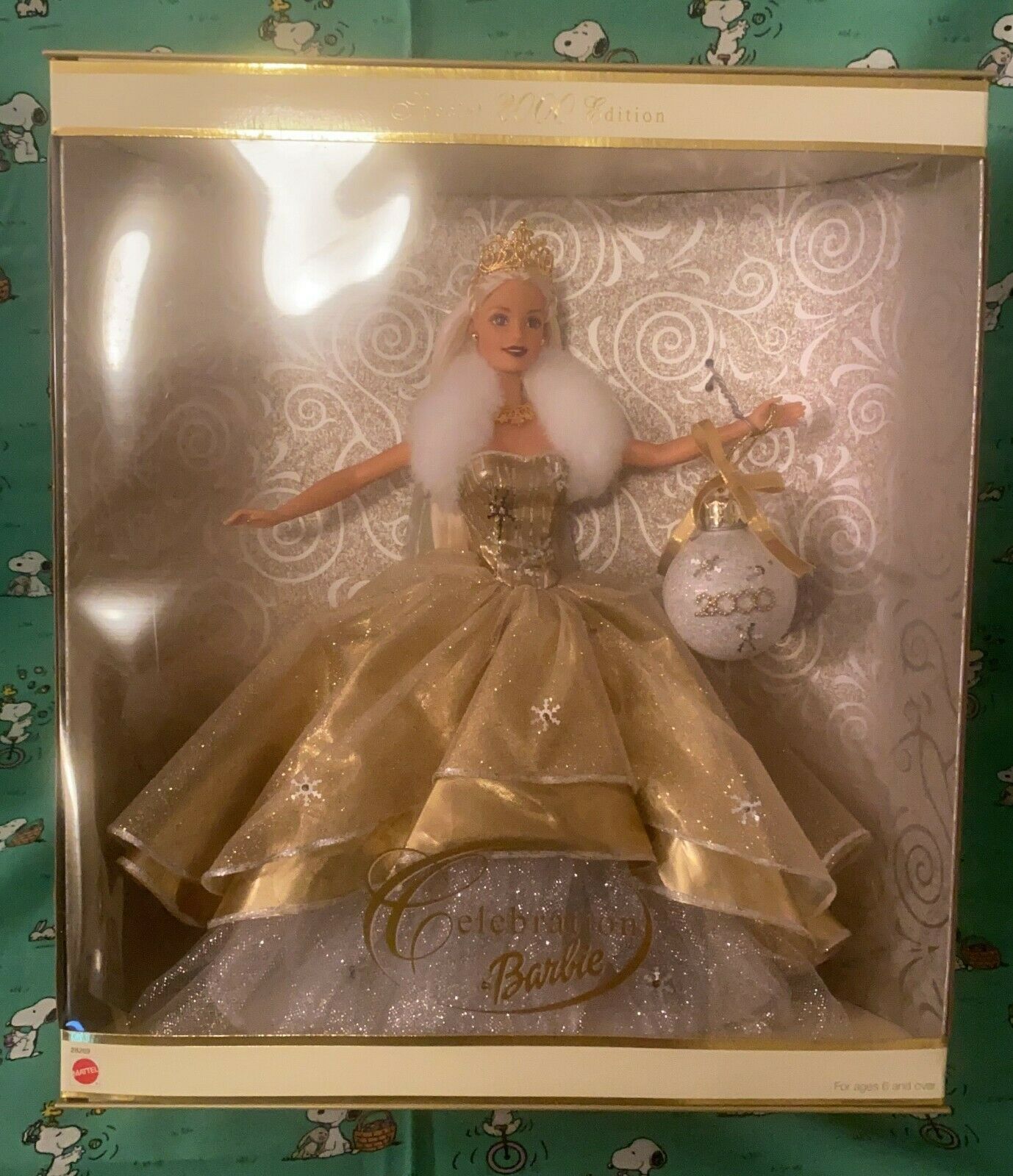 2000 Barbie - Holiday Celebration Special Edition - N. I. B.